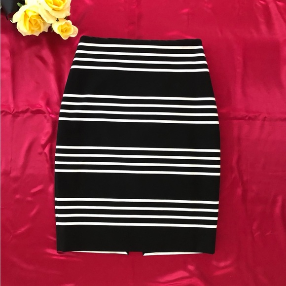 White House Black Market (WHBM) Ponté Stripe Pencil Skirt Black & White - Picture 3 of 10